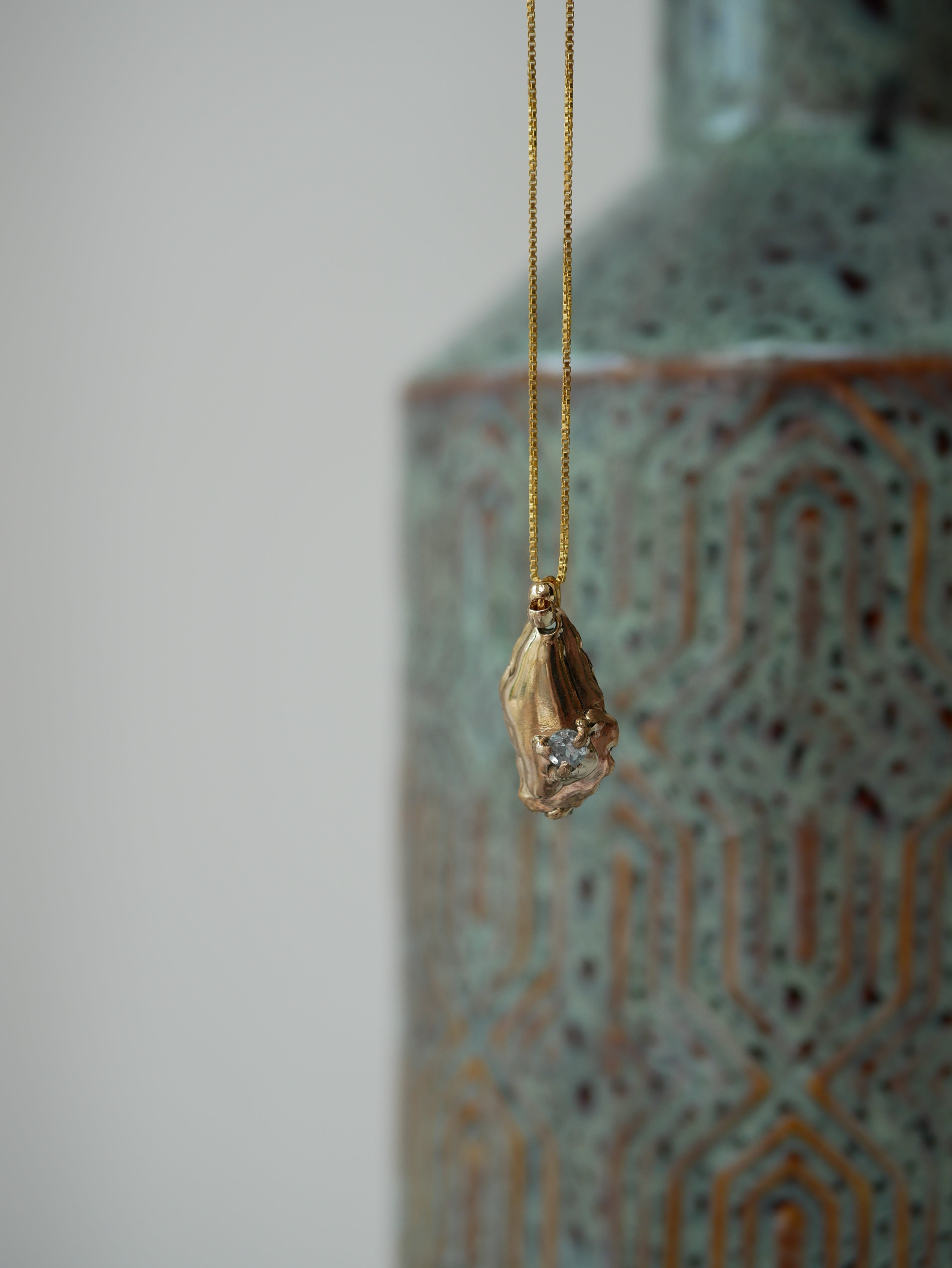 Oyster necklace 02