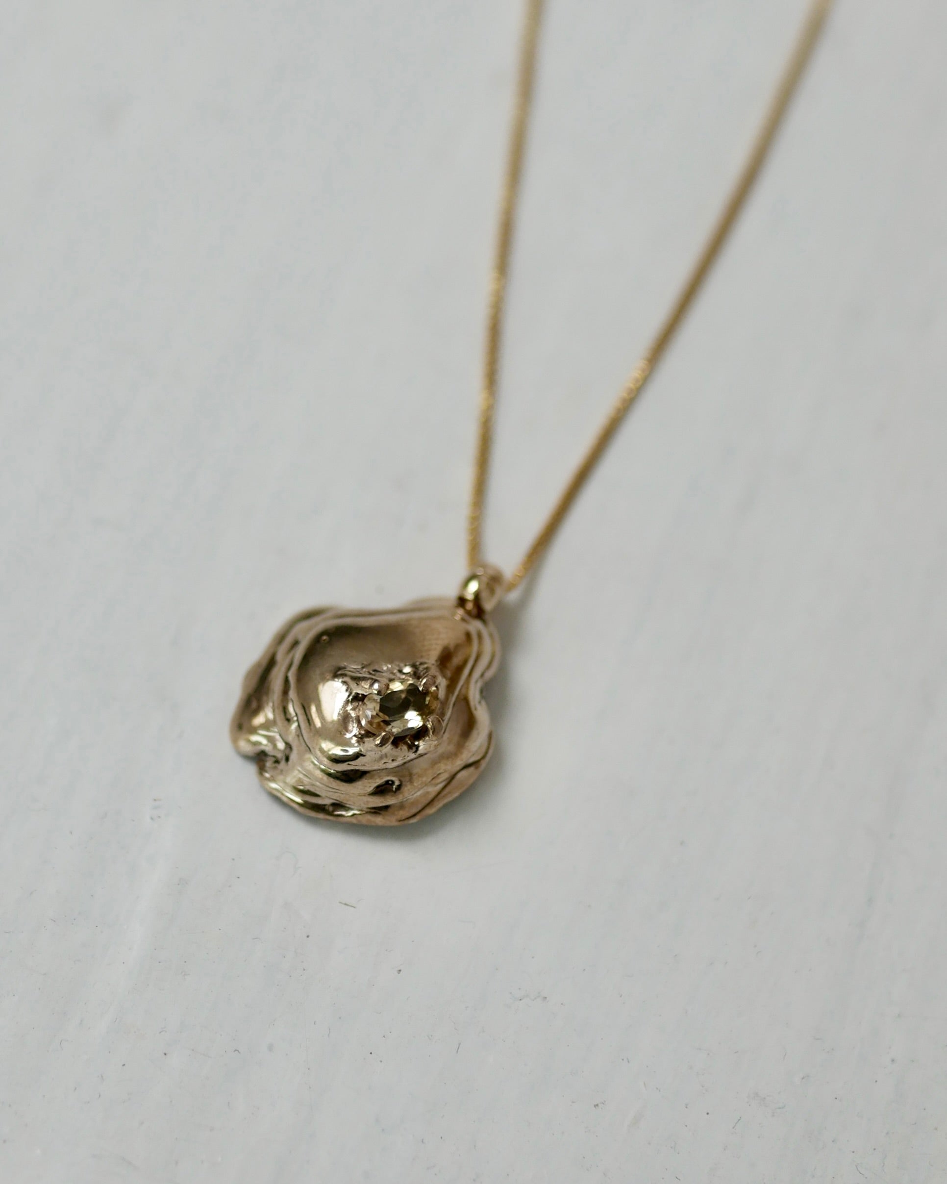 Oyster necklace 03