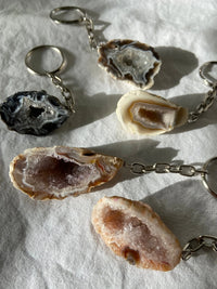 Agate: The Gemstone of Balance and Harmony