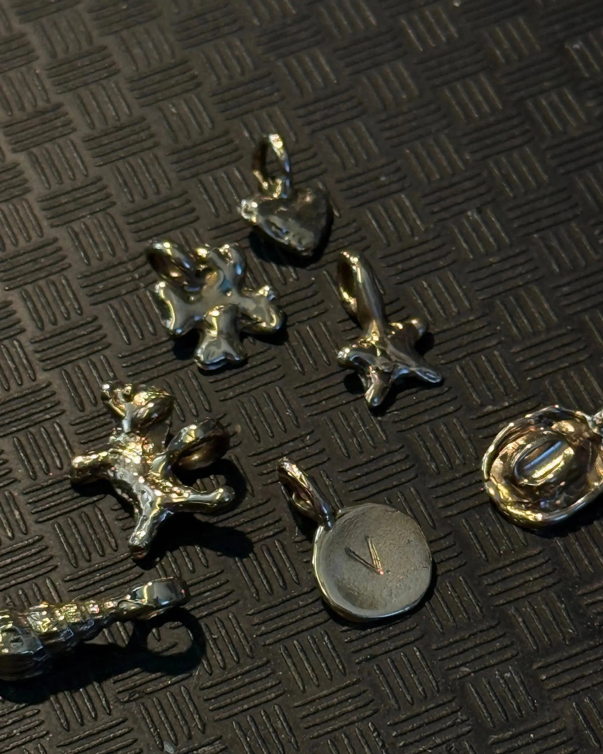 Best gold charm bracelet for women: Your 2026 Buying Guide