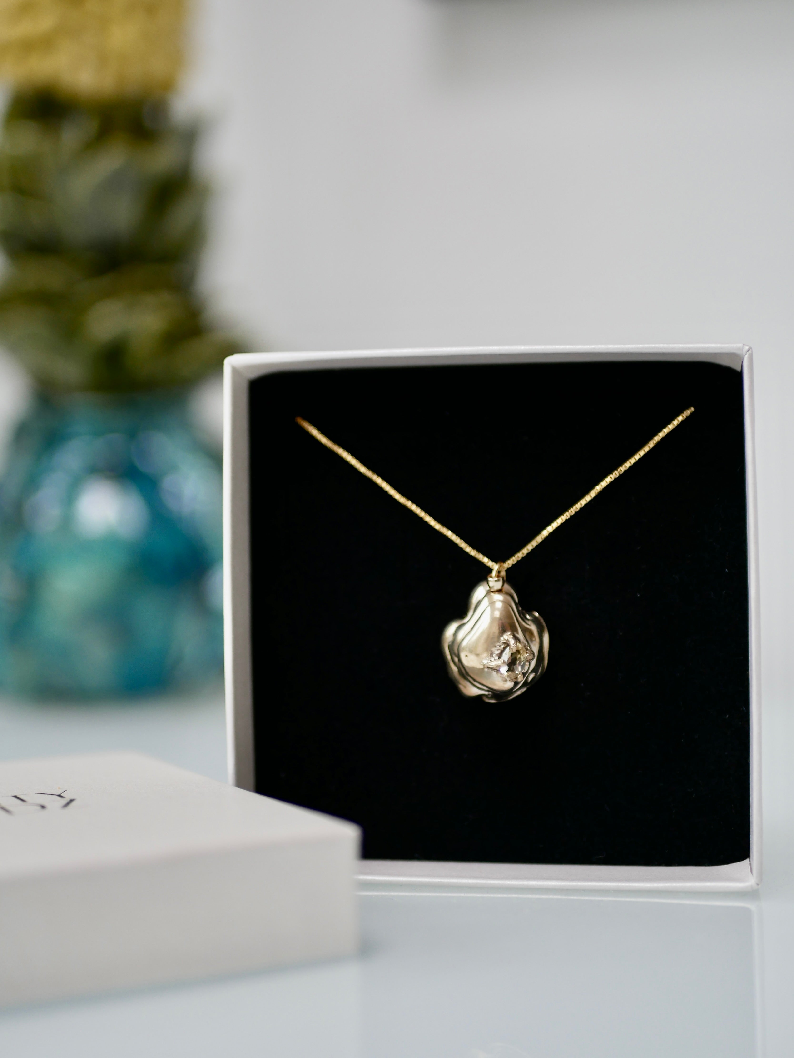 Oyster necklace 03