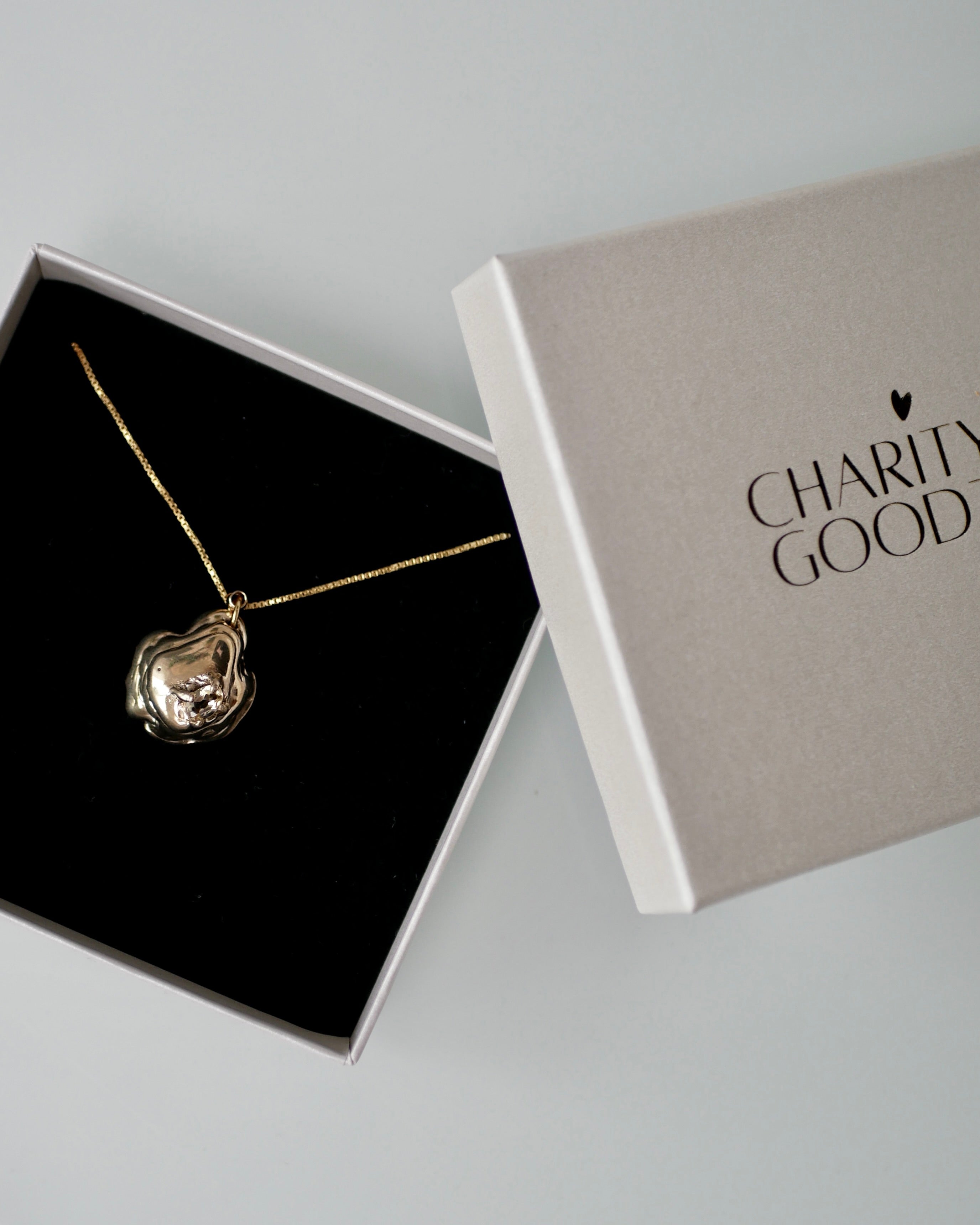 Oyster necklace 03