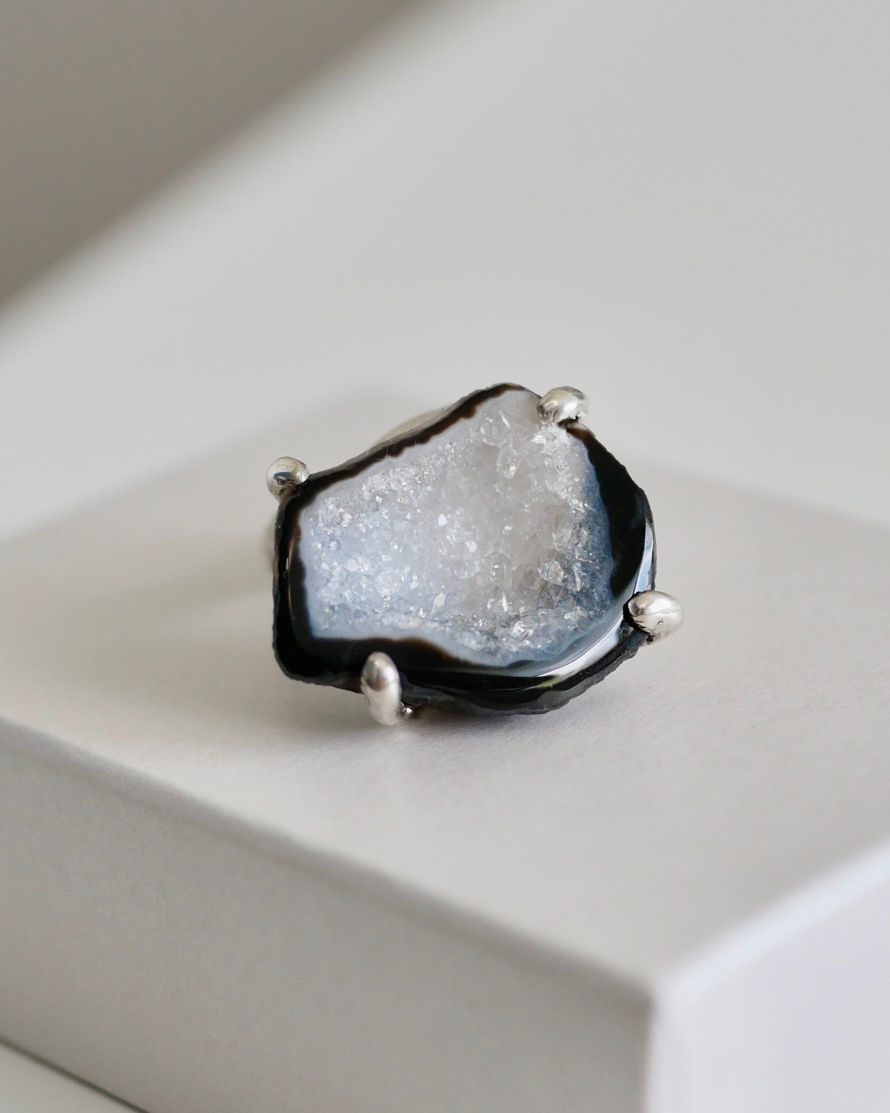 Silver Agate ring 01