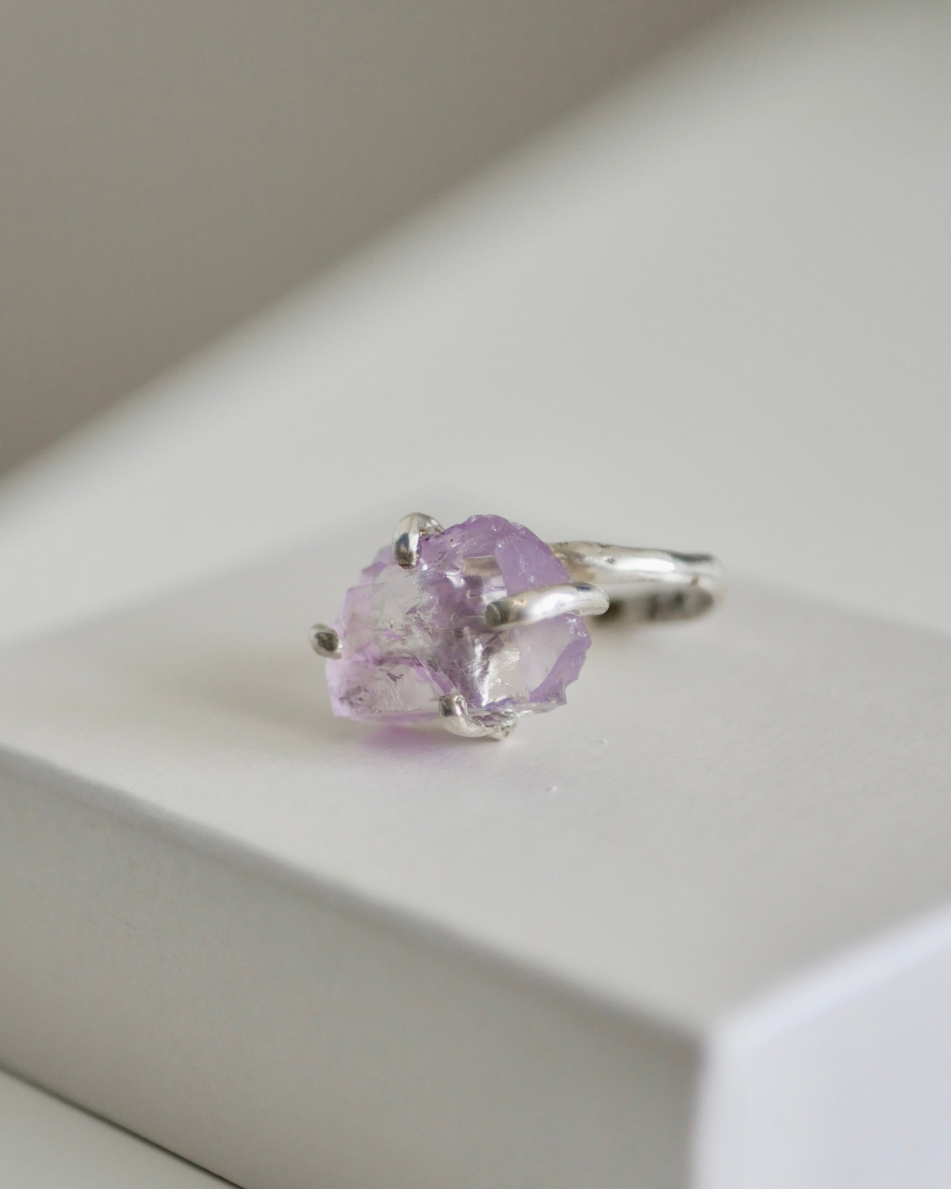 Chuncky Amethist ring silver